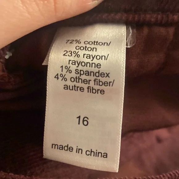 Maurices Burgundy Corduroy Button-Down Skirt with Pockets [Size: 16] - Picture 4 of 7